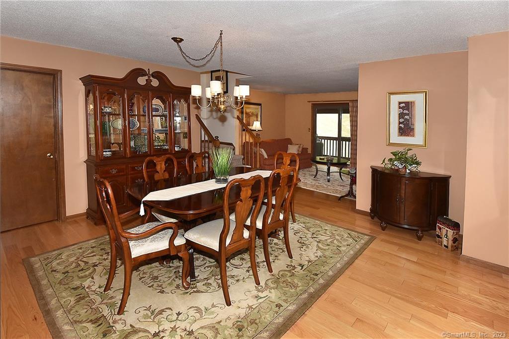 1306 Summer Hill Drive, South Windsor, CT 06074 - Thumbnail 13