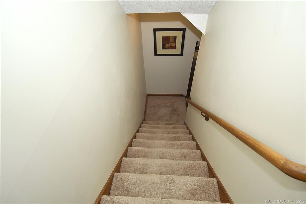 1306 Summer Hill Drive, South Windsor, CT 06074 - Thumbnail 20