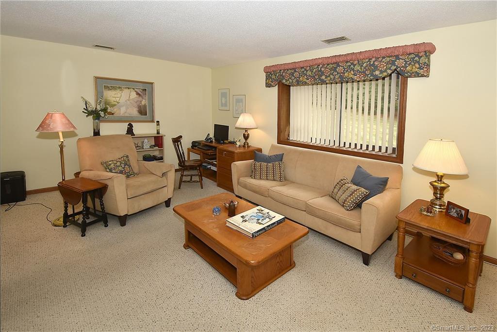 1306 Summer Hill Drive, South Windsor, CT 06074 - Thumbnail 24
