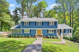 189 Riverbank Drive