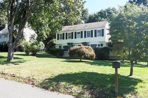 20 Knob Hill Road