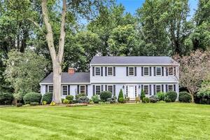 11 Foxwood Road