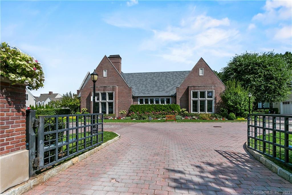 77 Havemeyer Lane 304, Stamford, CT 06902