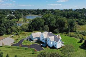 94 Nearwater Lane