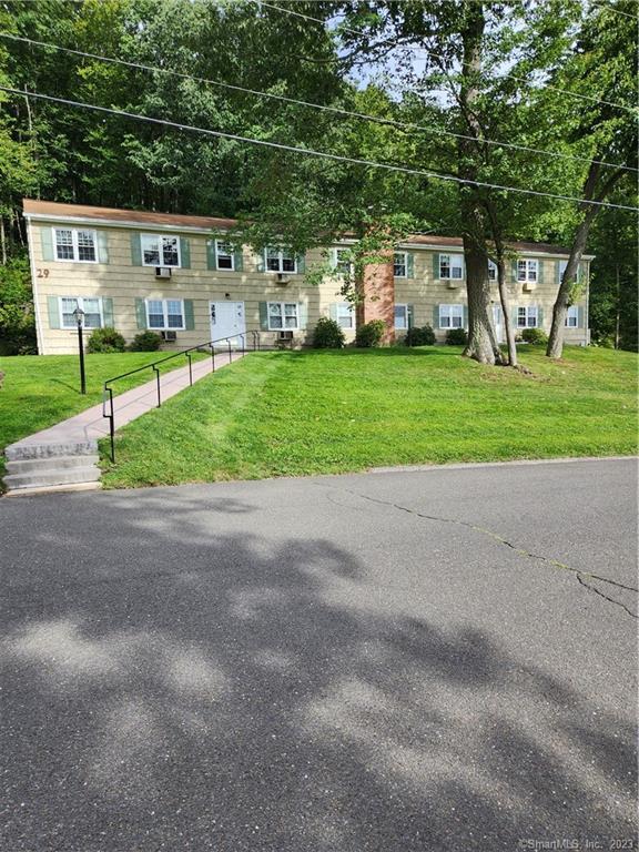 Litchfield County Rental -Immaculate 1st floor condo, set in park like setting. This 1-bedroom unit offers new lighting, new ceiling fans, freshly painted, new stove & refrigerator, with updated kitchen surfaces, heat and water included. Locked storage area for your use. Enjoy grilling or just sitting on your brick patio. No pets. smokers (of any kind - inside or outside), waterbeds, satellite dishes, boats, trailers. Enjoy all Woodbury has to offer, nationally recognized restaurants, antiquing, hiking trails, garden shops, nearby private schools. Easy access to highways for commuters. 1 year lease minimum, 2 months security unless over 62, Background & Credit check required $35. cash only. Per owner, average electric bill runs about $50. per month. Please read HOA rules before applying. HOA form is part of the lease. Proof of Renters Insurance required.