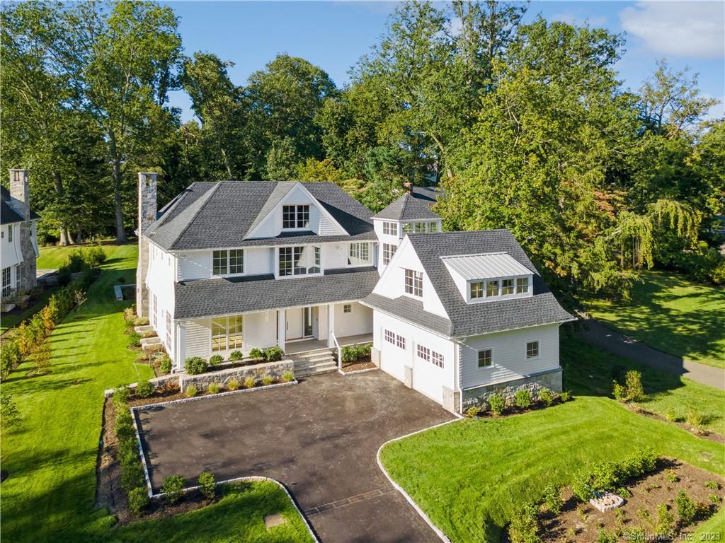 38 Bruce Park Drive — exterior photo