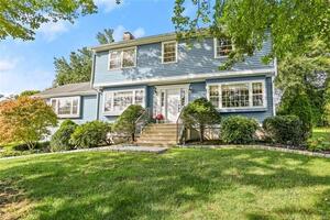 247 Sterling Road