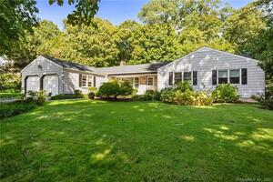 10 Belair Road