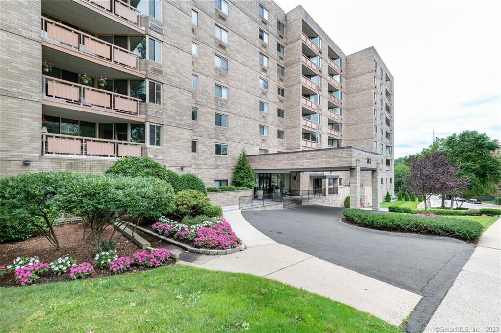 143 Hoyt Street, Unit 4F — exterior photo