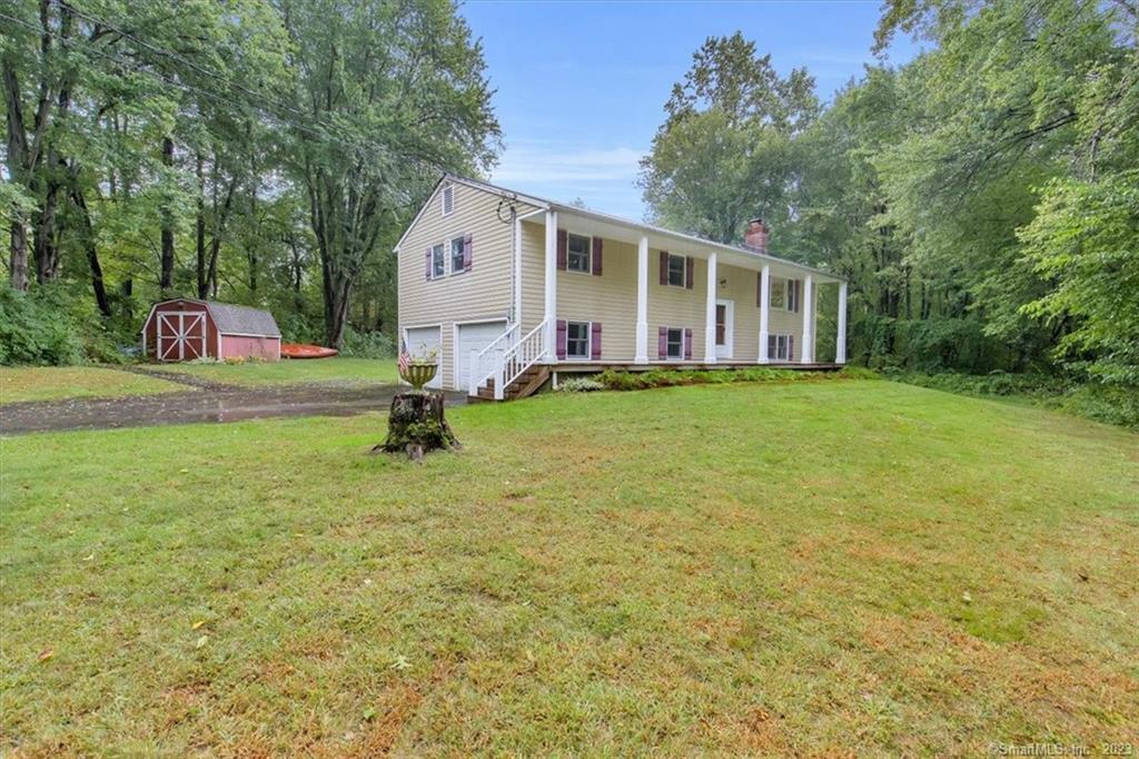 5 Putnam Drive — exterior photo