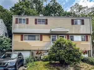 9 Benedict Court, Unit 1