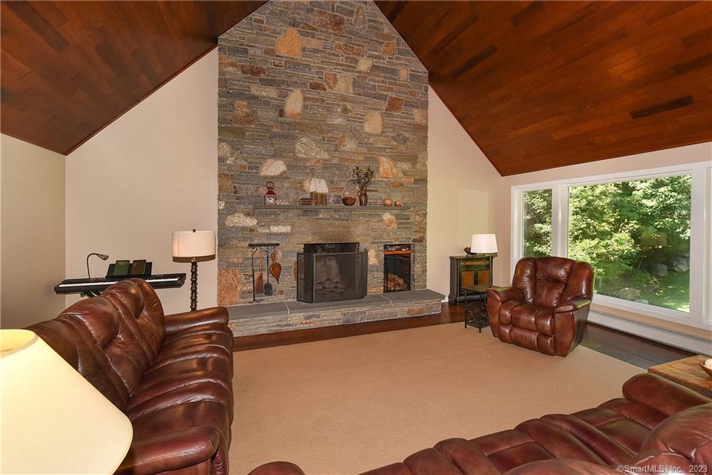 318 Old Post Road, Tolland, CT 06084 - Thumbnail 14
