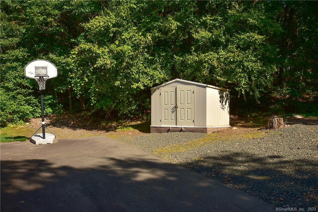 318 Old Post Road, Tolland, CT 06084 - Thumbnail 34