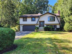 19 Round Hill Road