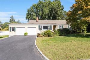 6 Pine Tree Drive