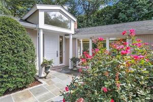 16 Broadview Road
