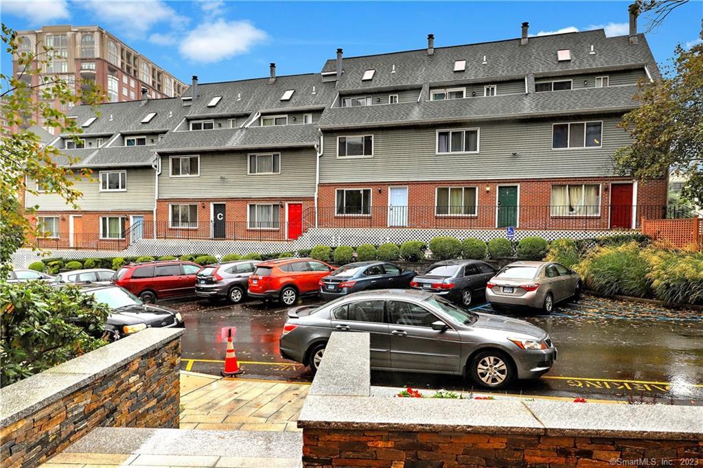 61 Grove Street, Unit C — exterior photo