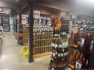 Homes for sale in Naugatuck, CT | 628 New Haven, Naugatuck, CT 06770 | MLS# 170604055