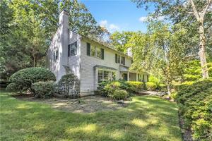 46 White Fall Lane