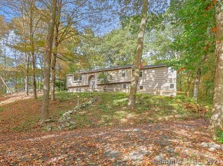 14 Skidmore Lane — exterior photo