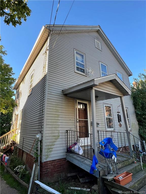 Homes for sale in New Britain, CT | 27 Connerton St, New Britain, CT 06051 | MLS# 24019774