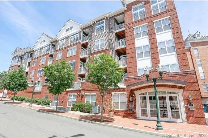 850 Main Street, Unit 326 — exterior photo