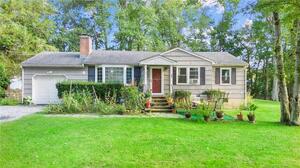 7 Thistle Road