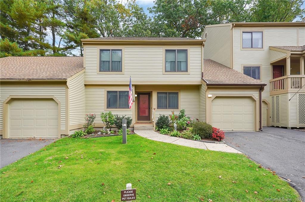 Farmington Woods Realty