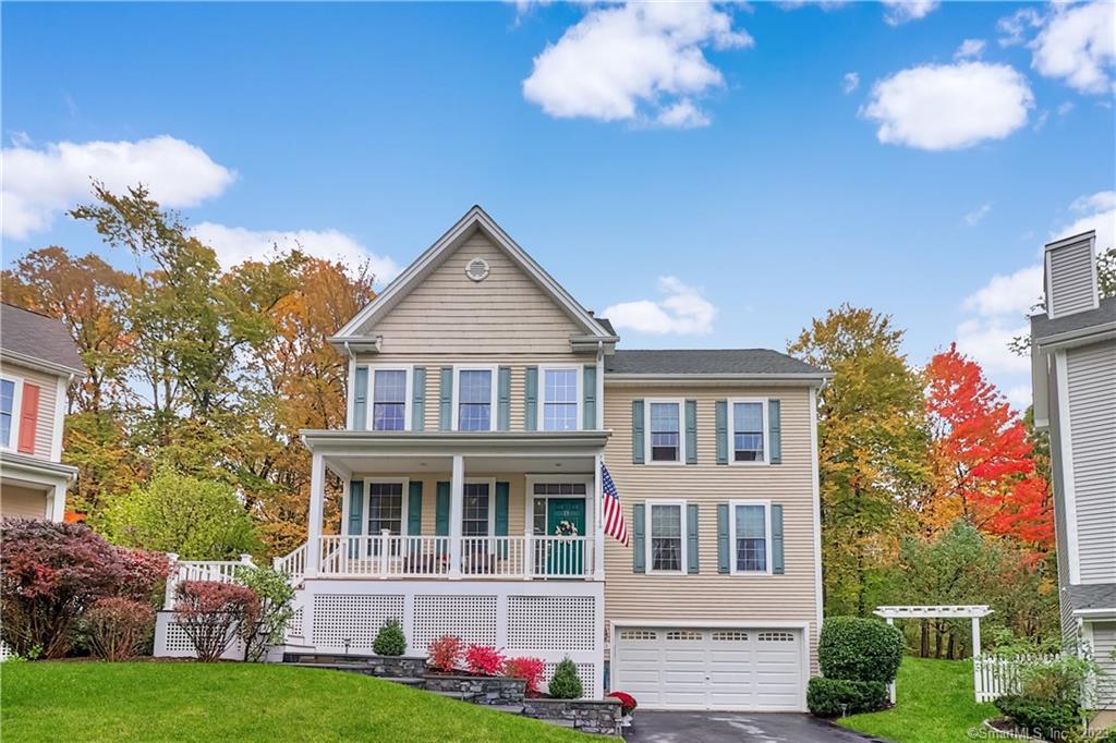 13 Traditions Boulevard #13, Southbury, CT 06488