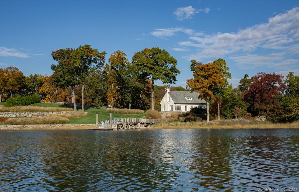 21 Tokeneke Darien CT 06820 Active