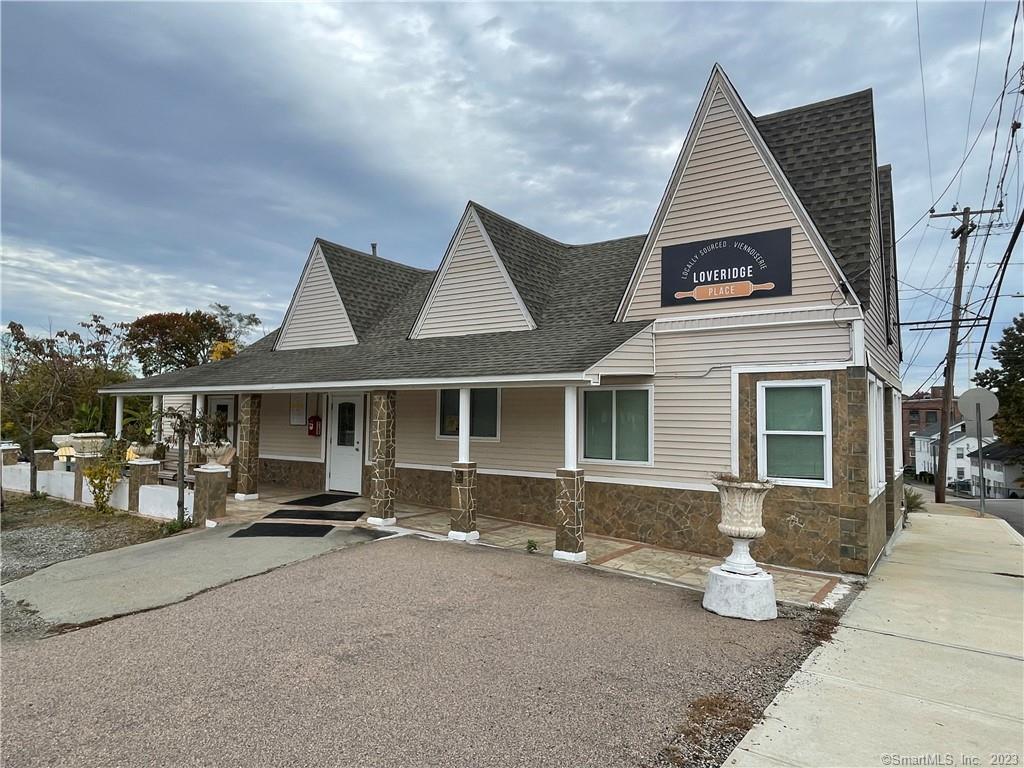 15 Palmer St (pawcatuck) Drakeley Real Estate