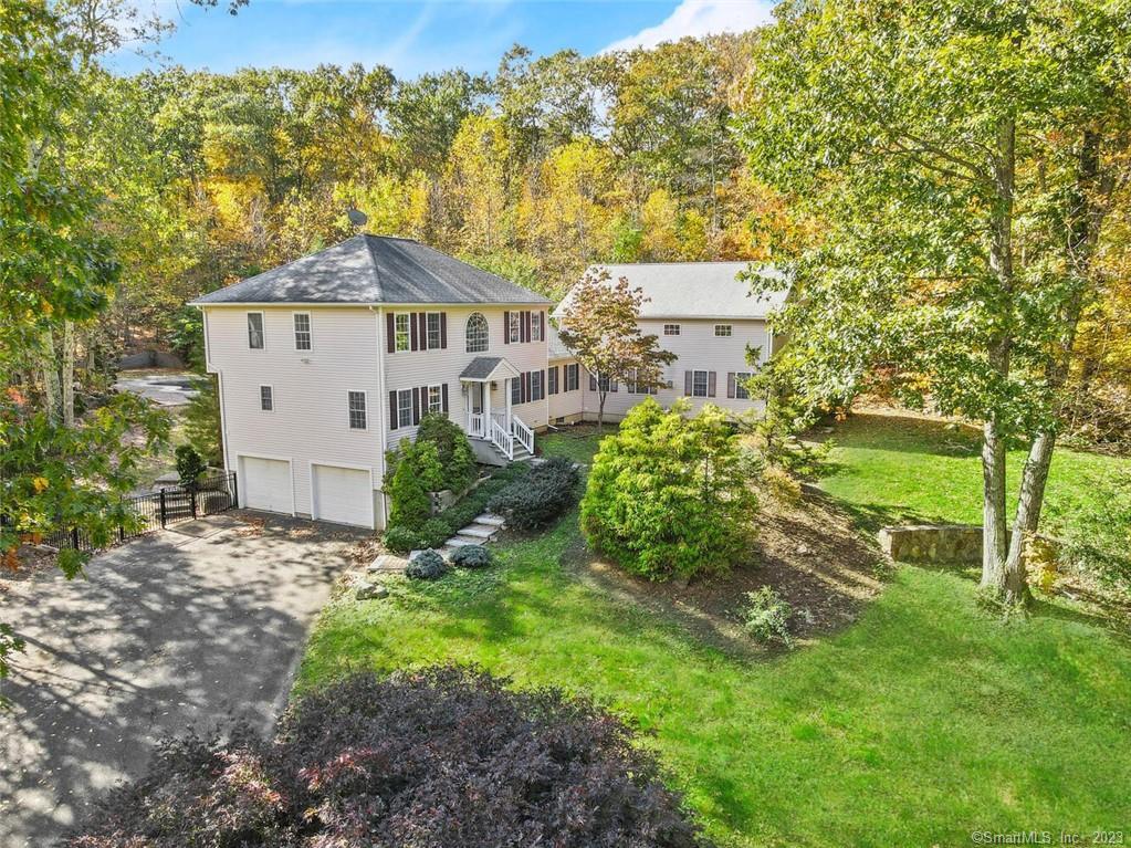 25 A Macintosh Drive Oxford CT