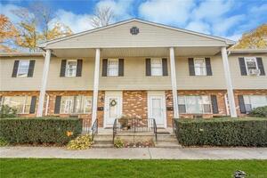 63 Maple Tree Avenue, Unit D