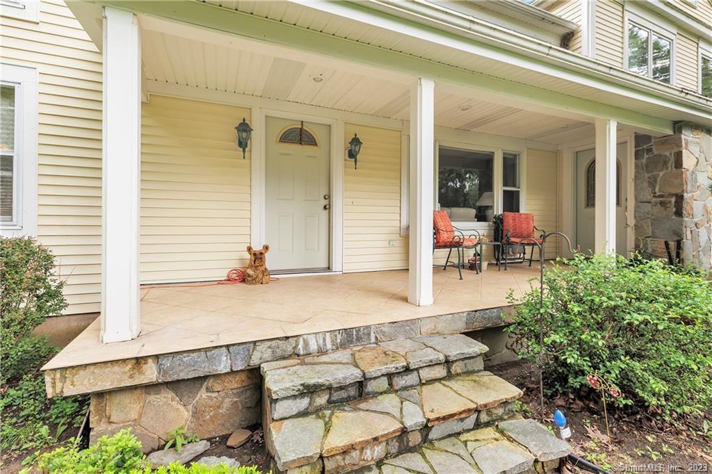 1722 Bartholomew Middletown CT 06457 Active