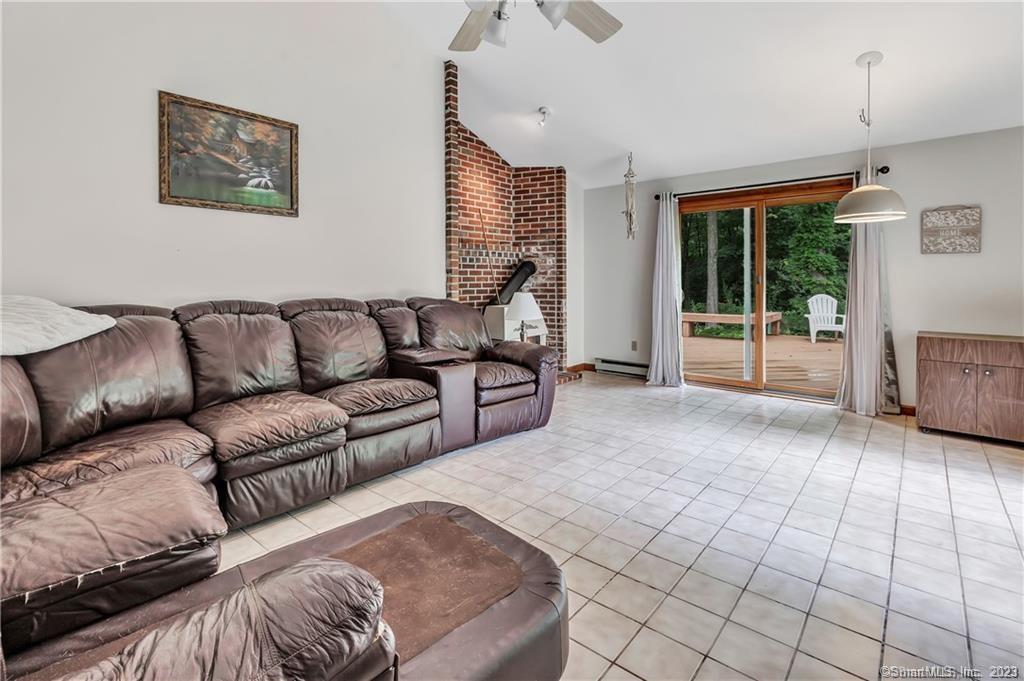 1722 Bartholomew Middletown CT 06457 Active