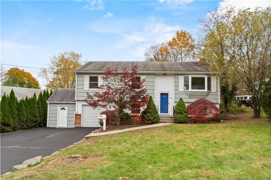 14 Swan Lane — exterior photo