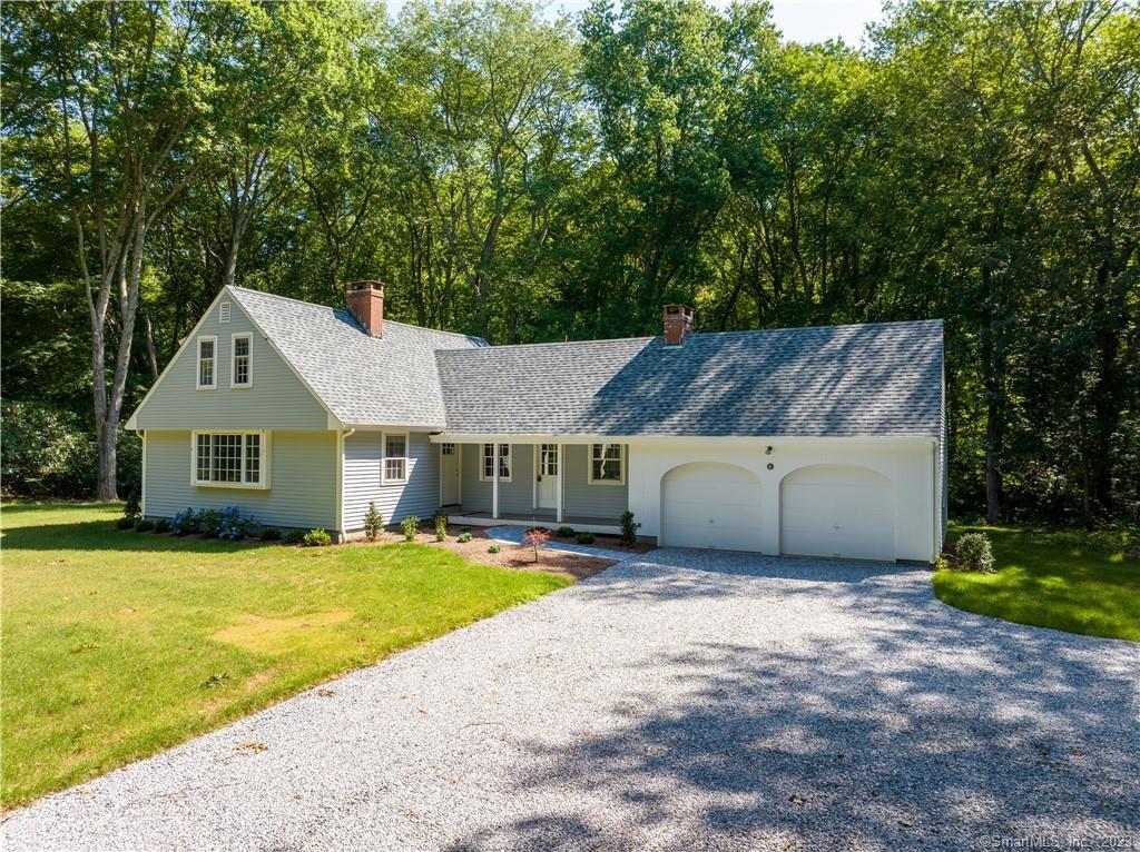 Single Family For Sale at address 6 Landing Road