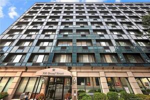 300 Broad Street, Unit 307