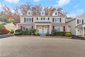26 Hawthorne Ridge Circle