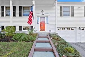 326 Stonebridge Lane, Unit 326
