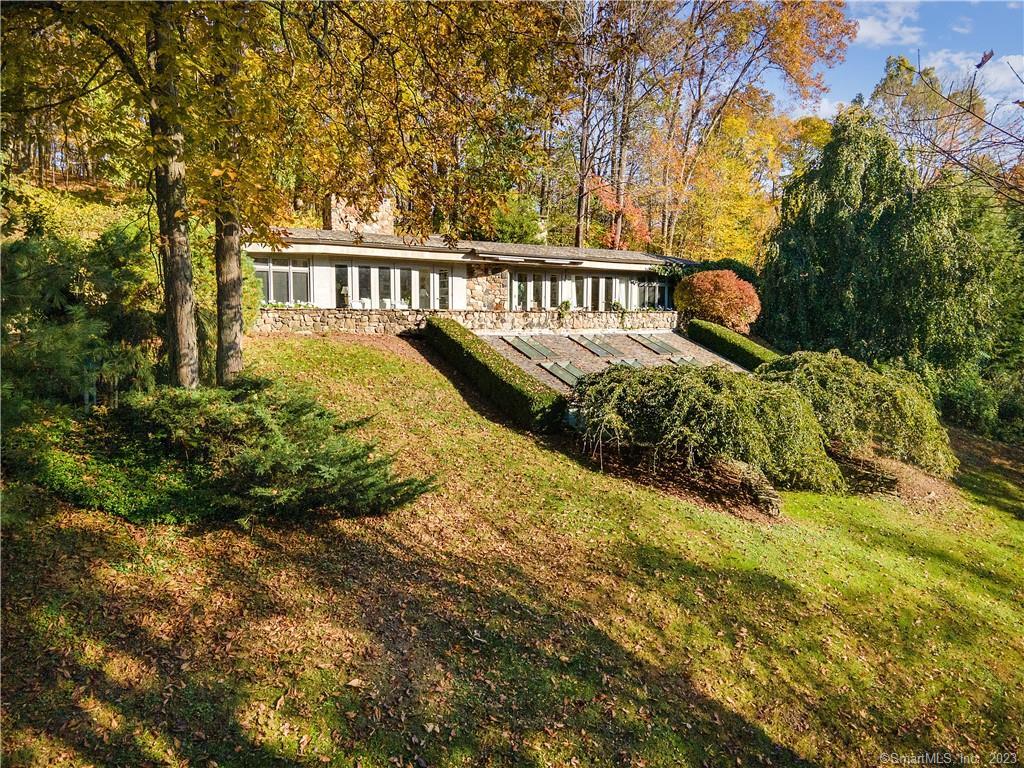 76 Davenport Road Roxbury CT
