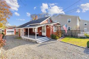10 Reynolds Avenue