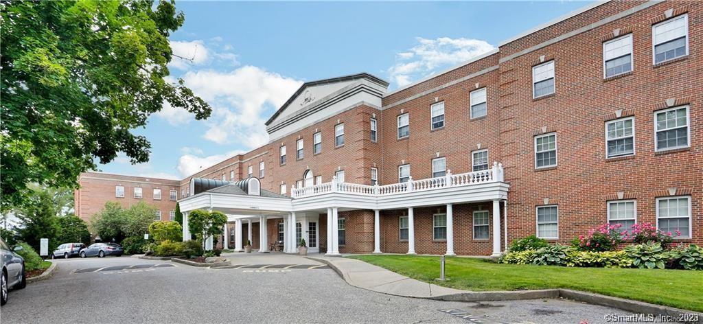 59 Courtland Avenue, Unit 1Q — exterior photo