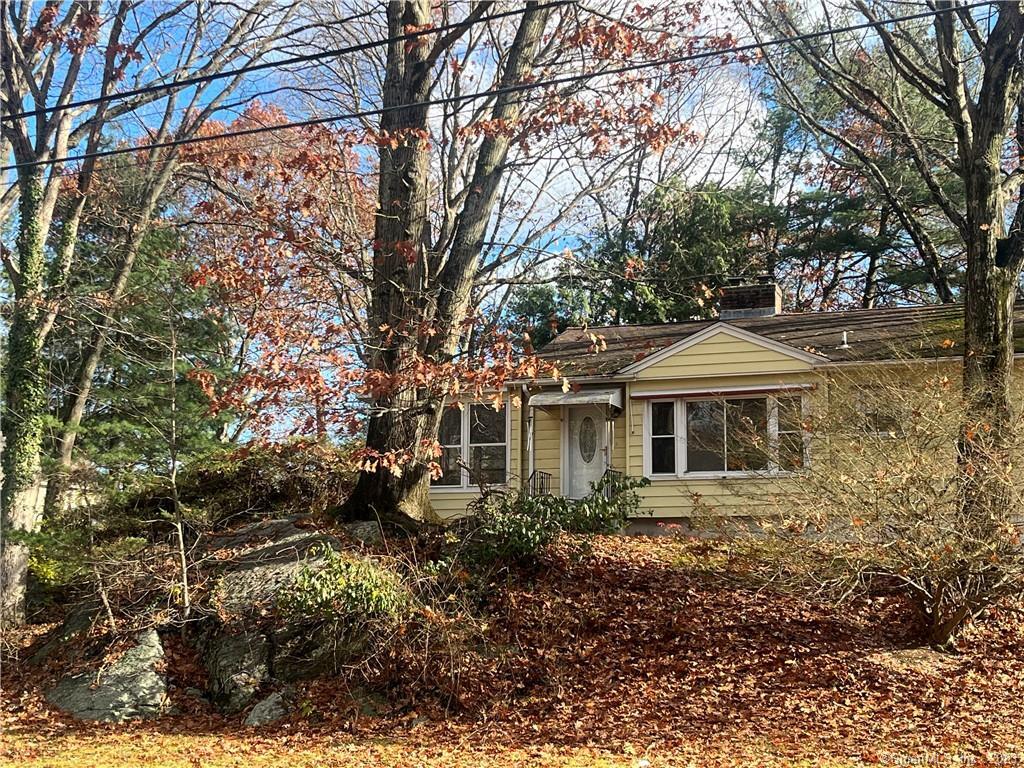 17 Forest Circle West Haven CT