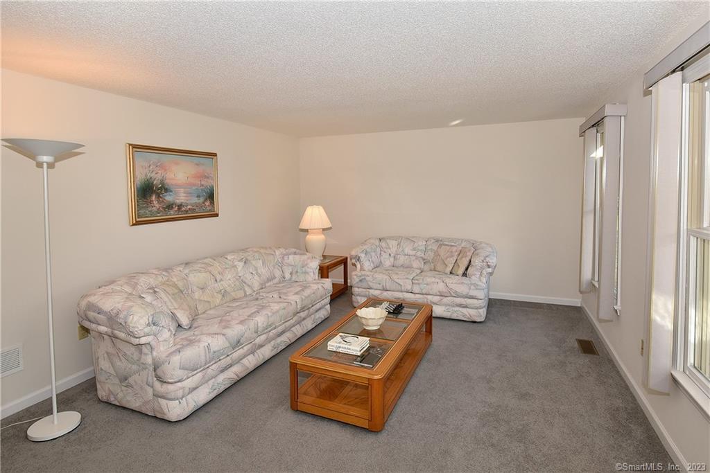 18 Cardinal Way, South Windsor, CT 06074 - Thumbnail 8