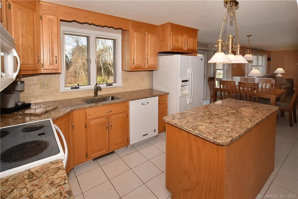 18 Cardinal Way, South Windsor, CT 06074 - Thumbnail 14