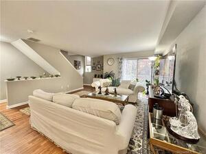 2 West Avenue, Unit 17