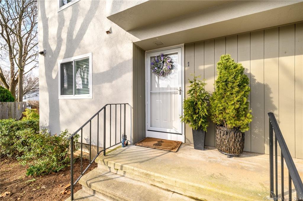 48 Randall Avenue, Unit 1 — exterior photo