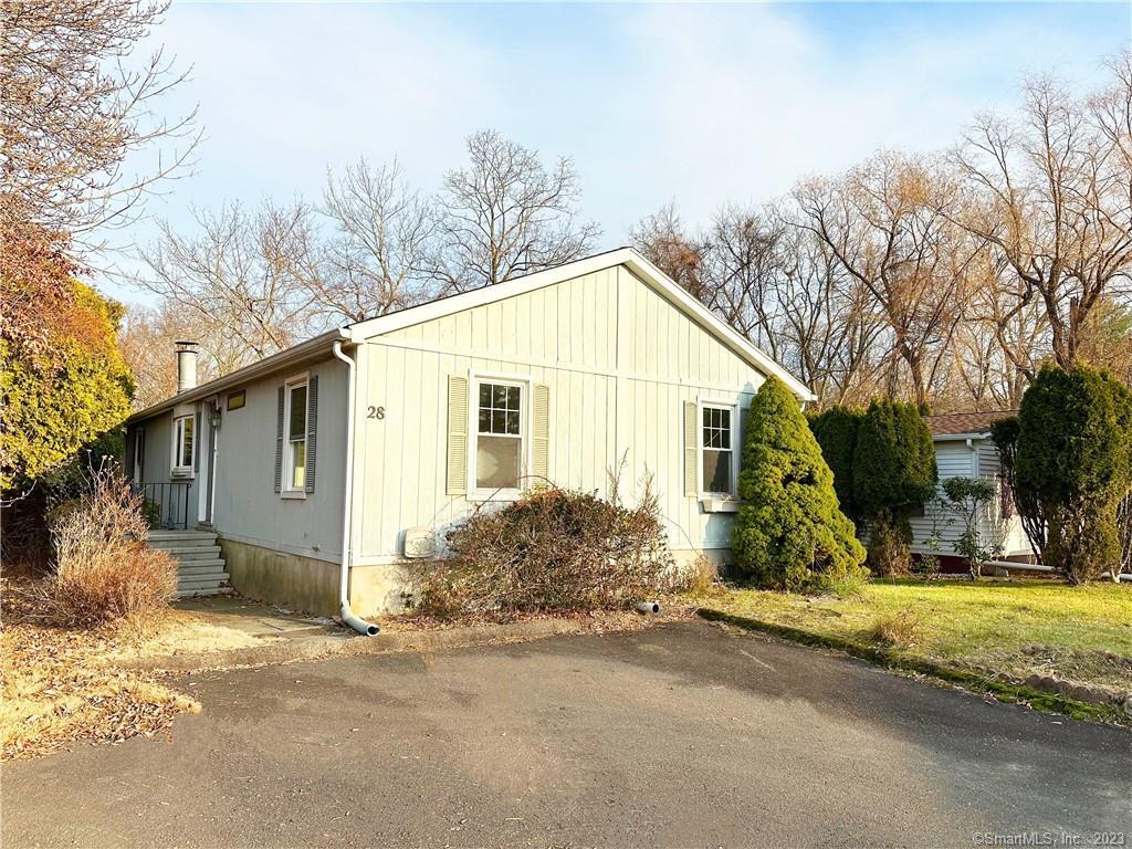 28 Crescent Park Road — exterior photo
