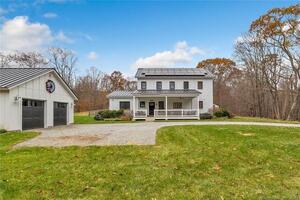 35 Valley Road